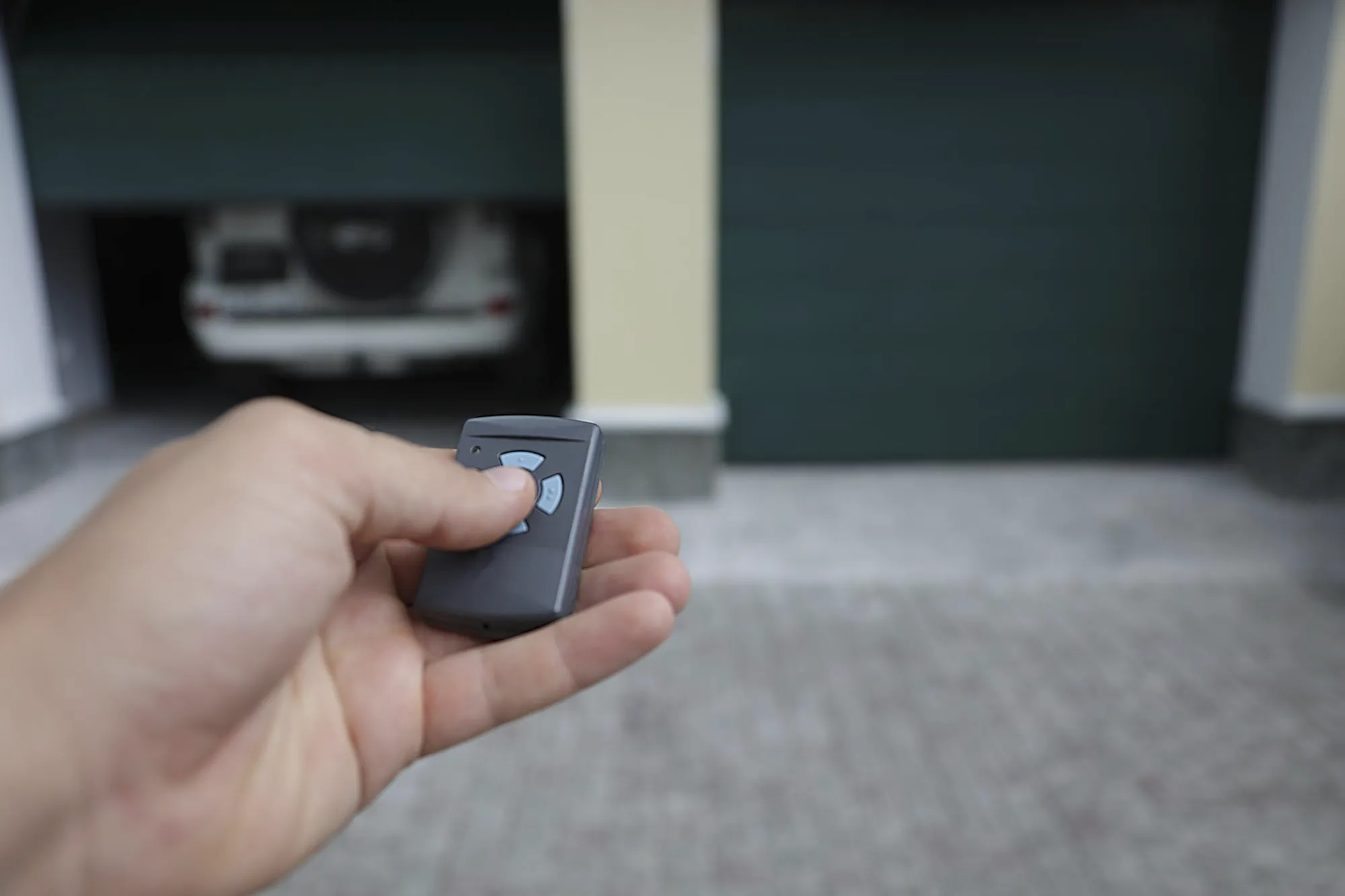 Télécommande porte de garage Pogar SA